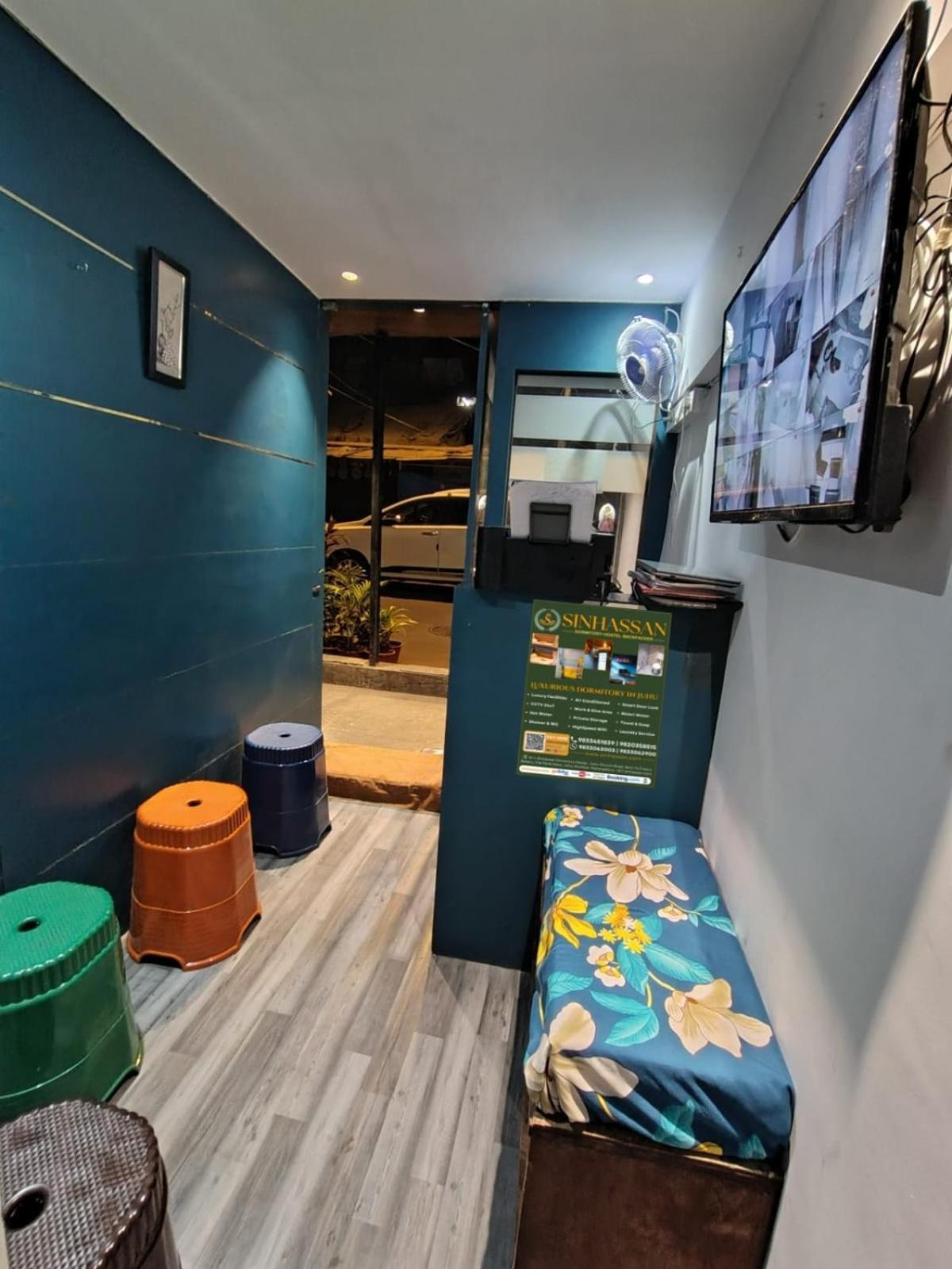 Sinhassan Dormitory Hostel Juhu 뭄바이 외부 사진